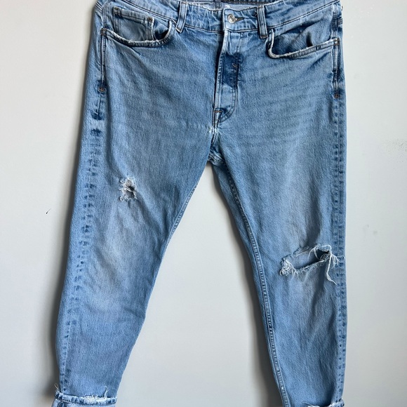 Distressed Style - Picture 2 of 5